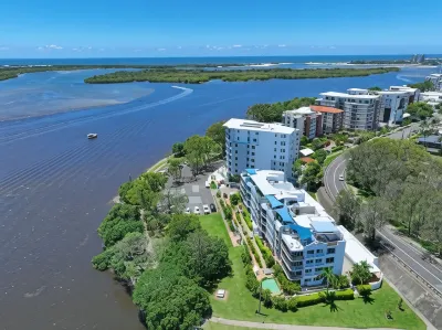 瑞弗萊森假日公寓飯店 Maroochydore Beach附近的飯店