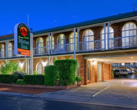 Hamilton Henry Parkes Motor Inn Hotels in Parkes