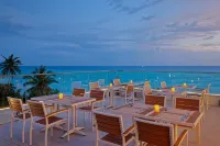 Luau Beach Inn, Maldives