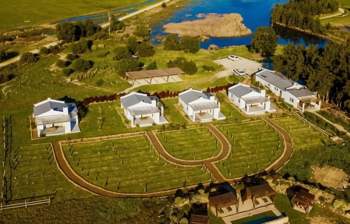 Duikersdrift Winelands Country Escape