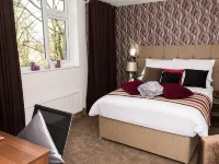 Trivelles Mayfair,Stockport Hotels near Didsbury