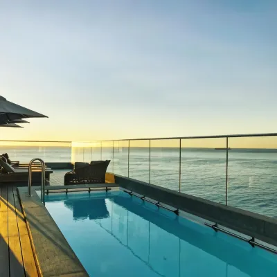 Pullman Vina del Mar San Martín Hotels near El Encanto Beach