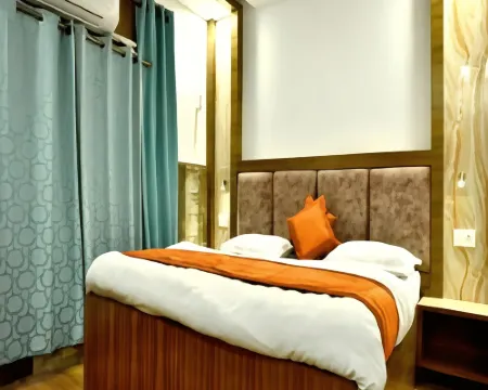 Hotel Green View Hotels in Jammu