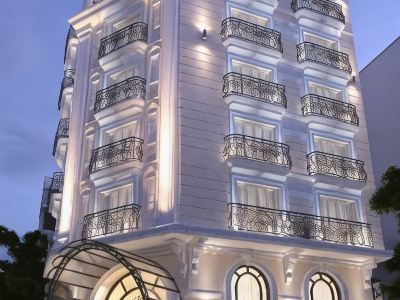 Hanoi Allure Hotel