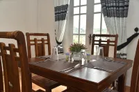 Shiny Cot Double Room with Garden View