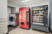 트래블로지 바이 윈덤 컬리지 파크