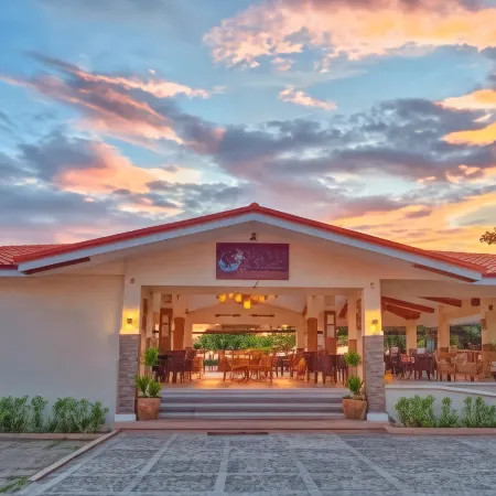 Rsam Beach Resort by Cocotel