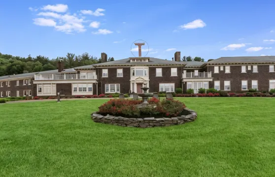 傳統酒店及水療中心約翰遜城 - 賓厄姆頓, 凱悅臻選酒店