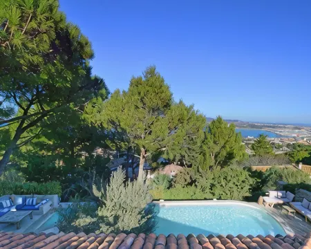 La Singulière Hotels in Sète