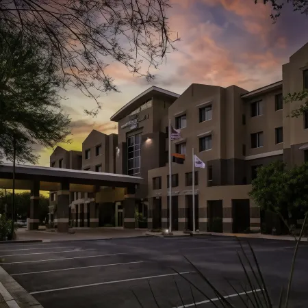 Homewood Suites by Hilton Phoenix Airport South