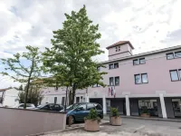 Best Western Plus BorgoLecco Hotel Hotel a Arcore