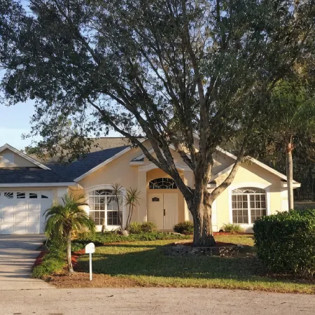 5 Bedrooms Platinum Home with Games Room and Spa