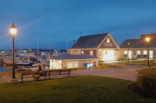 The Holman Grand Hotel