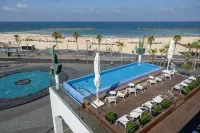 Herbert Samuel Opera Tel Aviv - Pools