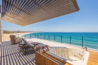 Cabo Break Hotel