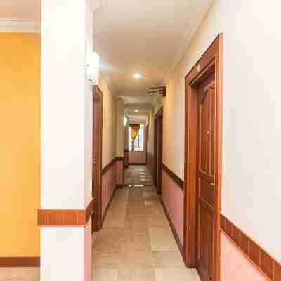 OYO 1671 D-One Hotel Others