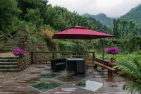Jiande Countryside Painting Hotel (Tonglu Luci Holiday Area) - Kitchens