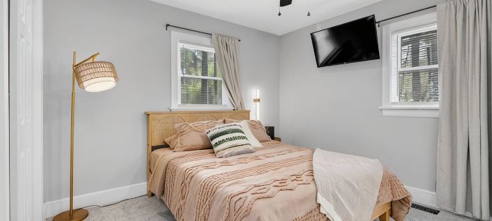 Family House! Modern Cottage Hotels in Edgecombe County
