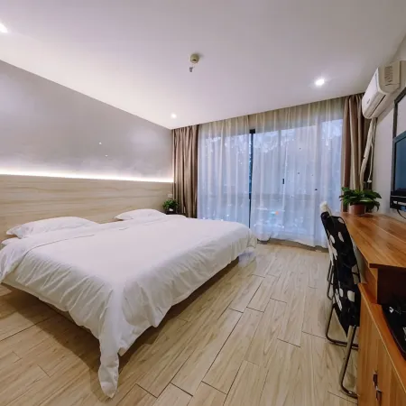 Jiujiang Time Hotel (Railway Station)