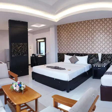 Rock Royal Hotel & Resort