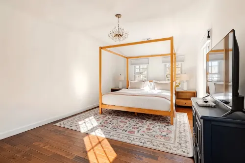 Spacious Retreat with Game Room
