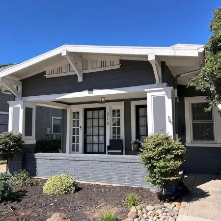 Bungalow 215 - Enchanting Craftsman - 2 B /2 BA - Game Room + Patio