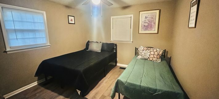 Madison home Hotels in Wayne County