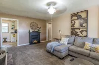 Spacious 3-Bedroom Home - Pet Friendly with Fenced Backyard