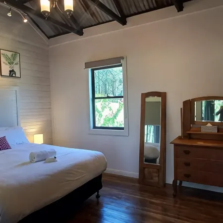 Ironbark Cabin, Lovedale Hunter Valley Отели в г. Налкаба