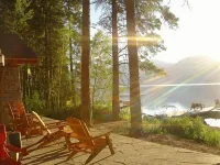 The Most Beautiful House on Flathead Lake - NW Travel Magazine 'Best Waterfront' - 4-Sterne