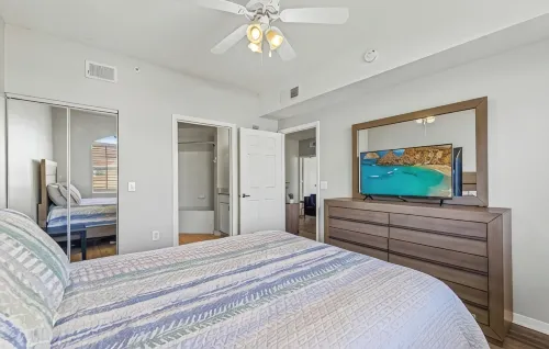 Stunning Condo 15 minutes from Ft. Myers & Sanibel beach