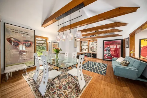 3-bedroom house with AC and WiFi within walking distance of The Big House! - 4-Star