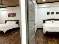{Free Wifi}Spacious Wooden TOP Floor Apartment - Homestays