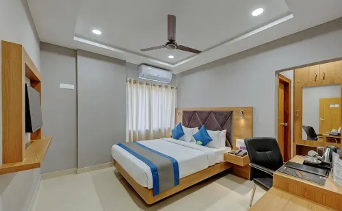 Click Hotel Guwahati - breakfast
