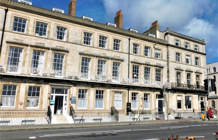 The Jubilee Hotel East - with NEWLY REFURBISHED SPA FACILITIES - GAMESPIT - AND SMOKEHOUSE