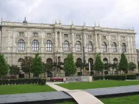 Hotel Admiral Hotels near Museumsquartier Metro Stop