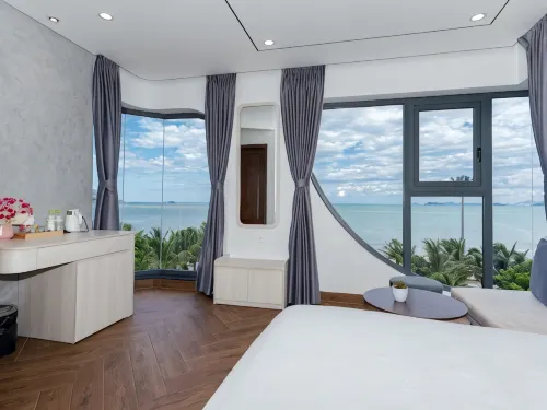 Y's Sea House Hotel - 3-Star