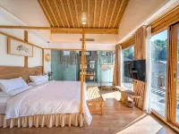 Yi She Panoramic Inn Hotels in Tengchong