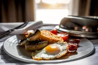DoubleTree by Hilton London Excel - breakfast