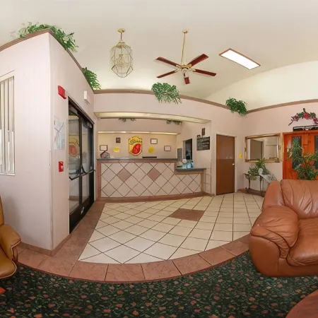 Super 8 by Wyndham Marana/Tucson Area