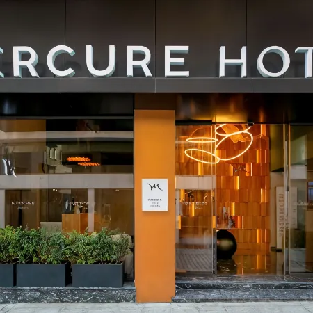 Mercure Larnaca Finikoudes Beach