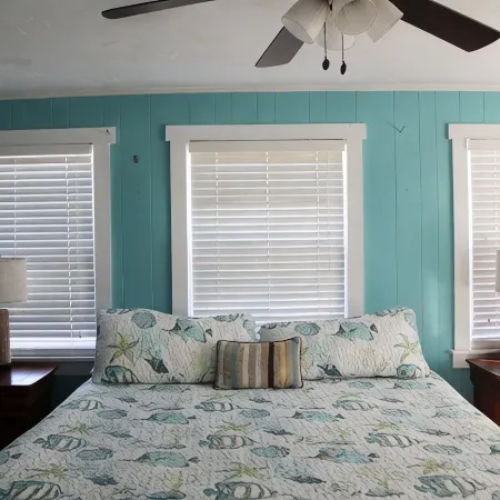 4 BR House in Horseshoe Beach: Your Fishing & Scalloping Adventure Starts Here