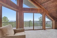 The Kojak – 5-Bedroom Mountain Retreat Close to  Lake Pactola - 4-Star