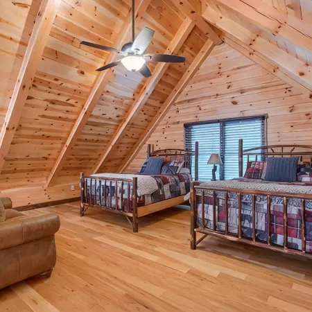 Rose's Retreat Cabin at Trickle Creek