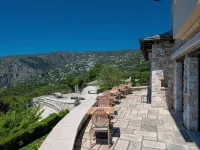 Valeni Boutique Hotel & Luxury Spa فنادق في ماكرينيتسا