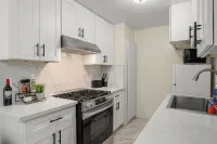 Cozy&Stylish DT Alhambra Living Walk to Starbucks, Dining &Nightlife places