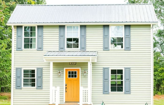 JULY DISCOUNT! Romantic 2 BR 2 story w/mountain views and stunning outdoor space
