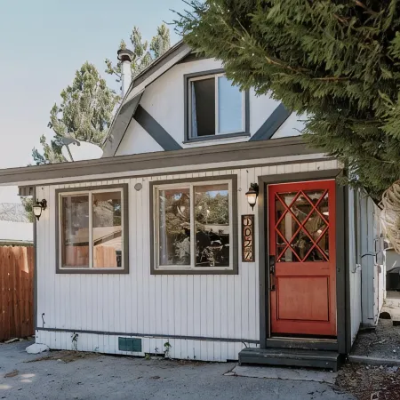 This Cabin is rustic, located minutes to slopes & village