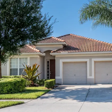 Kissimmee Resort Villa, 4 Bed / 4 Bath En-Suite, Heated South Pool & AC Arcade