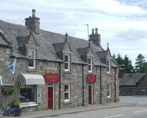 Argyle Guest House Hotels in Ballindalloch